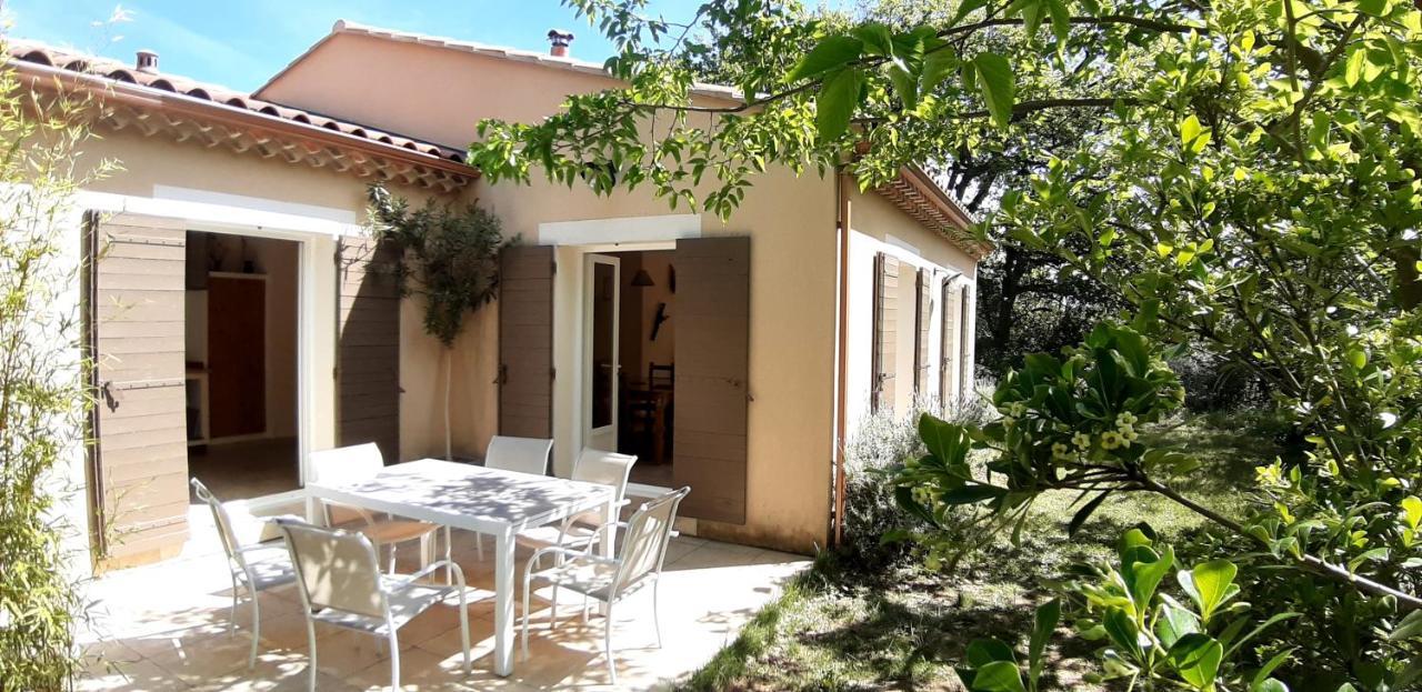 Les Lilas Des Chenes Piolenc Exterior photo